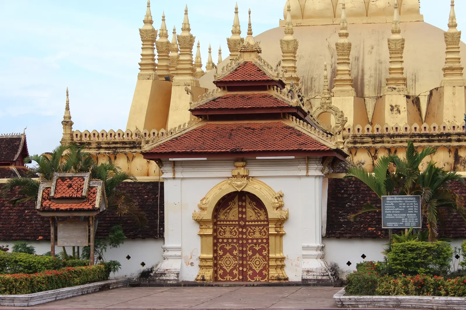 Pha That Luang
